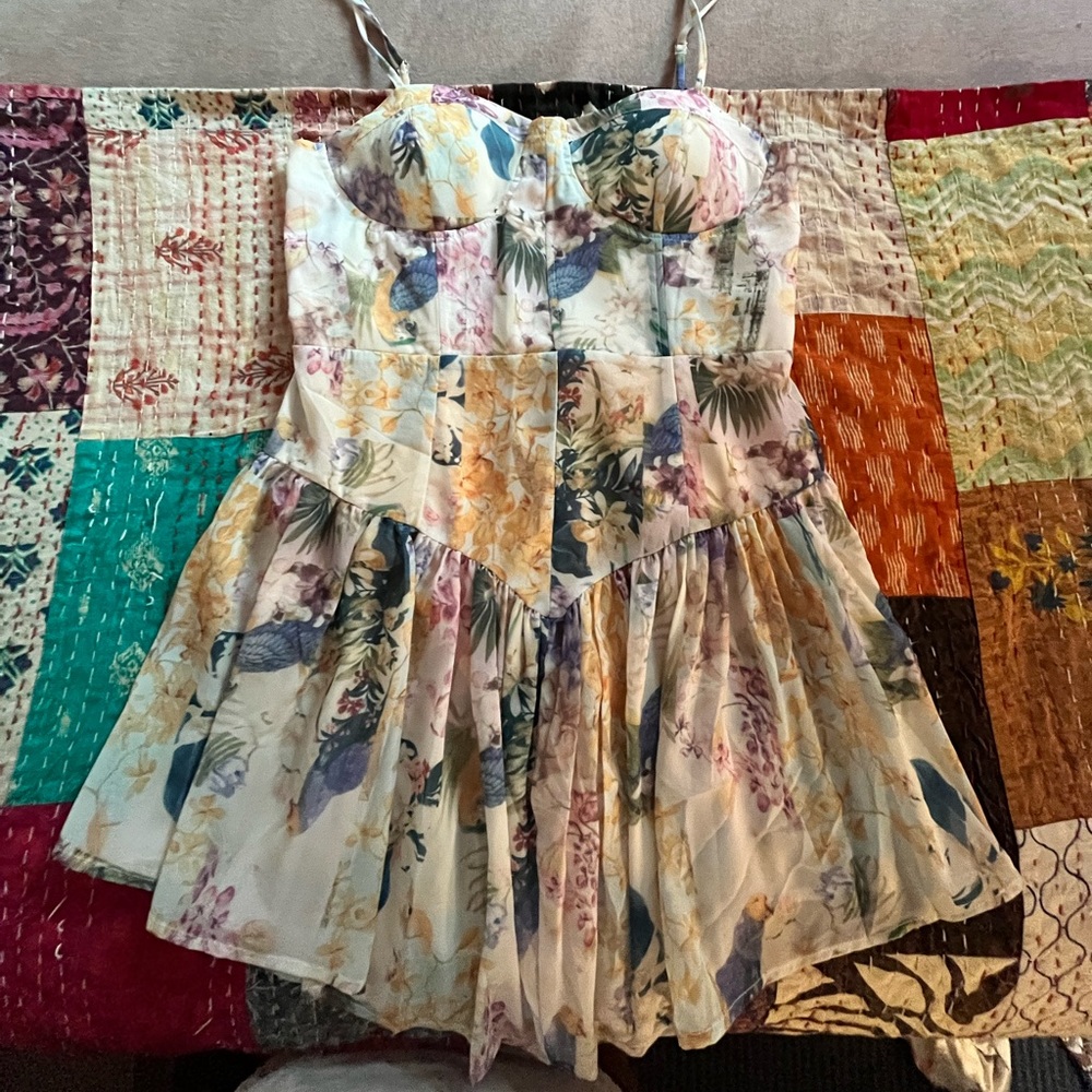 Floral summertime dress!